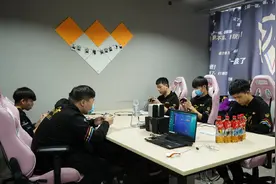 KPL：Hero终结11连败获首胜,AG零封DYG,一诺玄策乱杀获1000杀成就图片