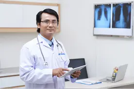 被重罚！被吊证！终身禁止行医！新的《医师法》医师执业禁区解析图片