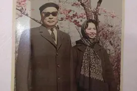 陈毅元帅39岁的时候，娶了18岁的妻子，相差21岁，后代子女都出息图片