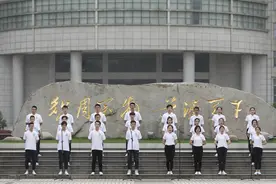 想学医，担心学习周期长花钱太多？选这3所军医大学免学费包分配图片