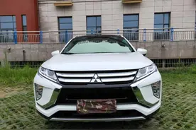 新款三菱奕歌来袭，落地10万，1.5T油耗6升，比缤智帅气图片