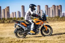 胖虎测评升级后的21款赛科龙RX3S：专业休旅就是这个范儿图片