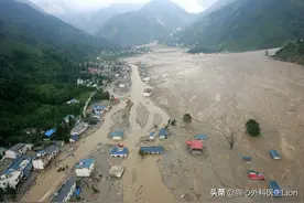 河南暴雨后村民目击泥石流淹没自家窑洞，在外遇到泥石流如何自救图片