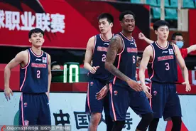 马尚布鲁克斯跟腱断裂，赛季报销图片