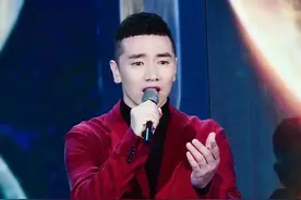 王琪央视春晚独唱《可可托海的牧羊人》，成功逆袭闪耀华人圈图片
