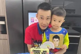 39岁李宗伟辞去重要职务！癌症康复3年仍瘦弱，住所在皇宫附近图片