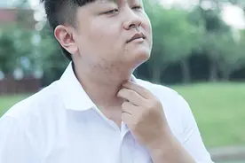 喉咙里总是有痰咳不出，又咽不下去，什么原因？如何调理？图片