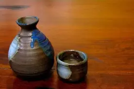 作为、礼节、文化，同是借酒抒情，日本酒桌上有何“潜规则”？图片