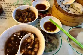 “绿柳居”真是恶心到我了图片