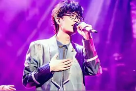 过气？许嵩开演唱会一票难求，仅凭热爱的音乐活成了自己理想样子图片