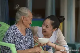 人生怎么样你说了算-姥姥的礼物图片