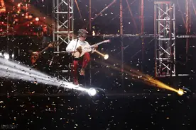 李宗盛的这几首歌让男人拿酒当水喝图片