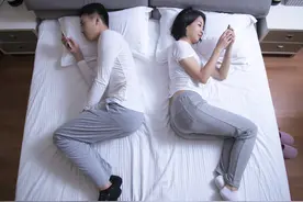 为什么过了40岁的夫妻需要分床睡？原来分床睡的好处，这么多图片