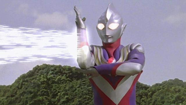 迪迦让人当泡酒药了，知名网红恶搞奥特曼，现已被告上法庭