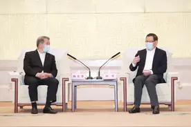 这些企业家“大佬”组团来鄂考察！应勇王晓东与大家共商湖北疫后重振图片