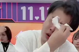 带货8个多亿稳居第一仍不满意，辛巴一度崩溃，哭着向品牌方道歉图片