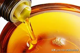 大豆油、菜籽油、花生油，哪个更适合家庭炒菜？大厨教你怎么选油图片