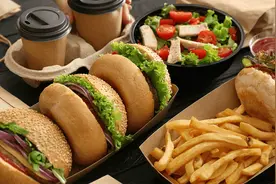 黑帮“走私”KFC全家桶被捕？吃不到垃圾食品，新西兰人馋坏了图片