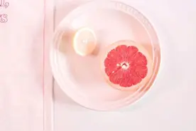 从校园到都市文，《绚夏》《阅后即焚》图片