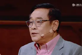 郭敬明被群殴的瓜，其实人人都在玩心机，真是诸神之战啊图片