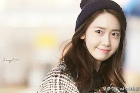 林允儿身材也不完美？胯宽、腿粗、比例差，一组动作消除假胯宽图片