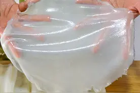 正宗凉皮做法，配方配料全公开，讲解详细，劲道柔软真好吃图片