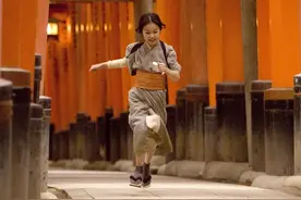 5岁被父亲送进艺伎馆，15岁成花魁，接待过美国总统和英国女王图片