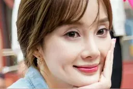 割完“双眼皮”的女人，3年后会有什么影响？整容师说出了实话图片