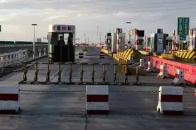 两会执勤，看武警官兵如何践行使命图片