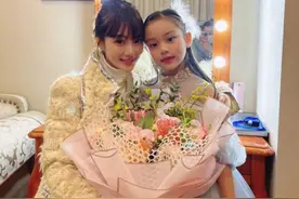 李小璐疑否认和贾乃亮复婚，她背后的资产有点惊人图片