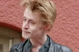 《小鬼当家》主角长残，配角成国际巨星，龙套成了总统图片