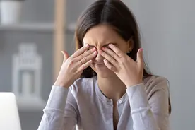 眼皮跳还以为是“财和灾”预兆？小心跳出面肌痉挛图片