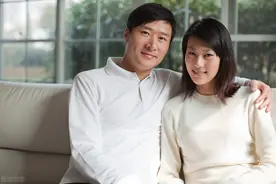 老婆39岁，她为24岁小伙把我绿了，老婆：对方年轻有活力图片