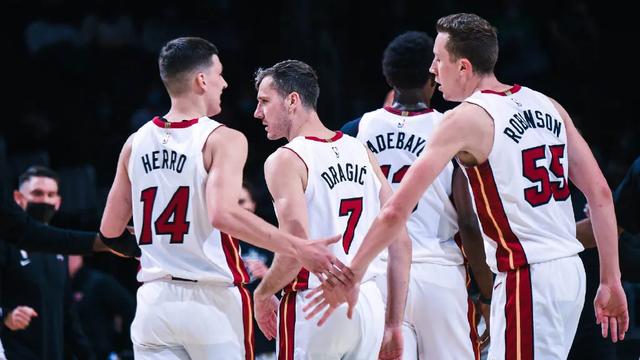 热火终于锁定季后赛！13战10胜就问雄鹿篮网你们怕不怕？