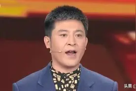 孙涛小品《你摊上事了》老板悲催上班路，没带工牌被小保安拦住了图片