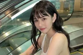 小说：一个女人默默地忍受着寂寞和孤独的煎熬图片