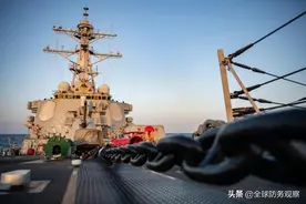海军节当天就上眼药，美国军舰突然穿越重要海峡，专家：图穷匕见图片