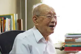 70年代的汉字二次简化，虽然失败，但很多人的姓氏由此改变图片