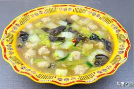 肉丸子如何做？劲道爽滑美味鲜，3个技巧要牢记，丸子不散又Q弹图片