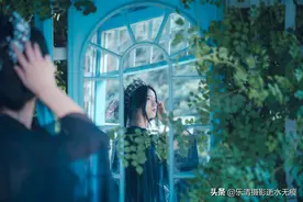 黑暗皇后：魔镜魔镜谁是世界上最美的女人？图片