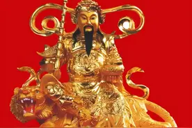 天庭第一战神并非杨戬而是财神赵公明，杨戬和哪吒联手都打不过他图片