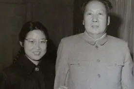 1976年，毛主席病重，李敏直接闯进中南海，毛主席：是我的娇娇吗图片