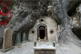 老君洞小学修缮时，发现古书《宣讲拾遗》，它的内容很有启迪作用图片