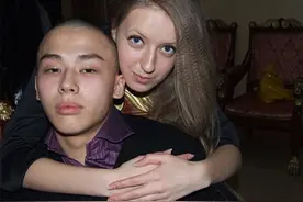 英国美女组团来到中国相亲，只要满足这个条件，就嫁到中国图片