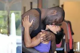 种“距离”叫奥尼尔和女友，当戏水照流出后，网友：最萌身高差图片