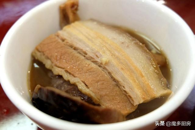 来北京吃卤煮，小肠陈必须去，卤煮火锅味道赞，还有地道京味菜