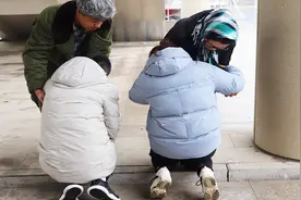 当父母老了你们会怎么办，嫌弃还是孝顺，这个视频让人深思视频封面