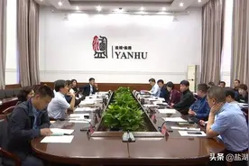 四月初八，敬请期待图片