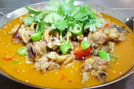 厨师长教你火锅鸡的正确做法，香辣过瘾味道棒，你觉得怎么样？视频封面