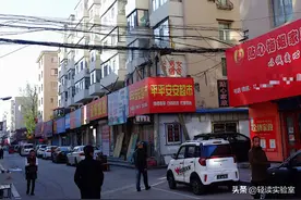 在中国最便宜的房子住一晚：2元涨到5元，依旧有女人无家可归图片